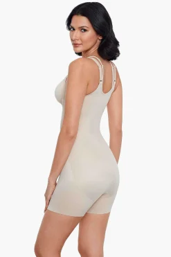 Vrouwen Miraclesuit Shapewear|Wyob Fiets Kort